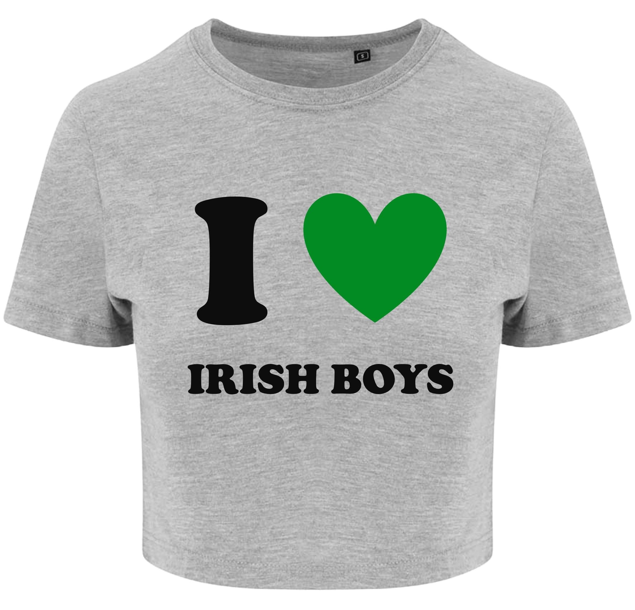 I Love Irish Boys Ladies Cropped Printed T-Shirt St Patricks Day Cute Y2K Baby Tee