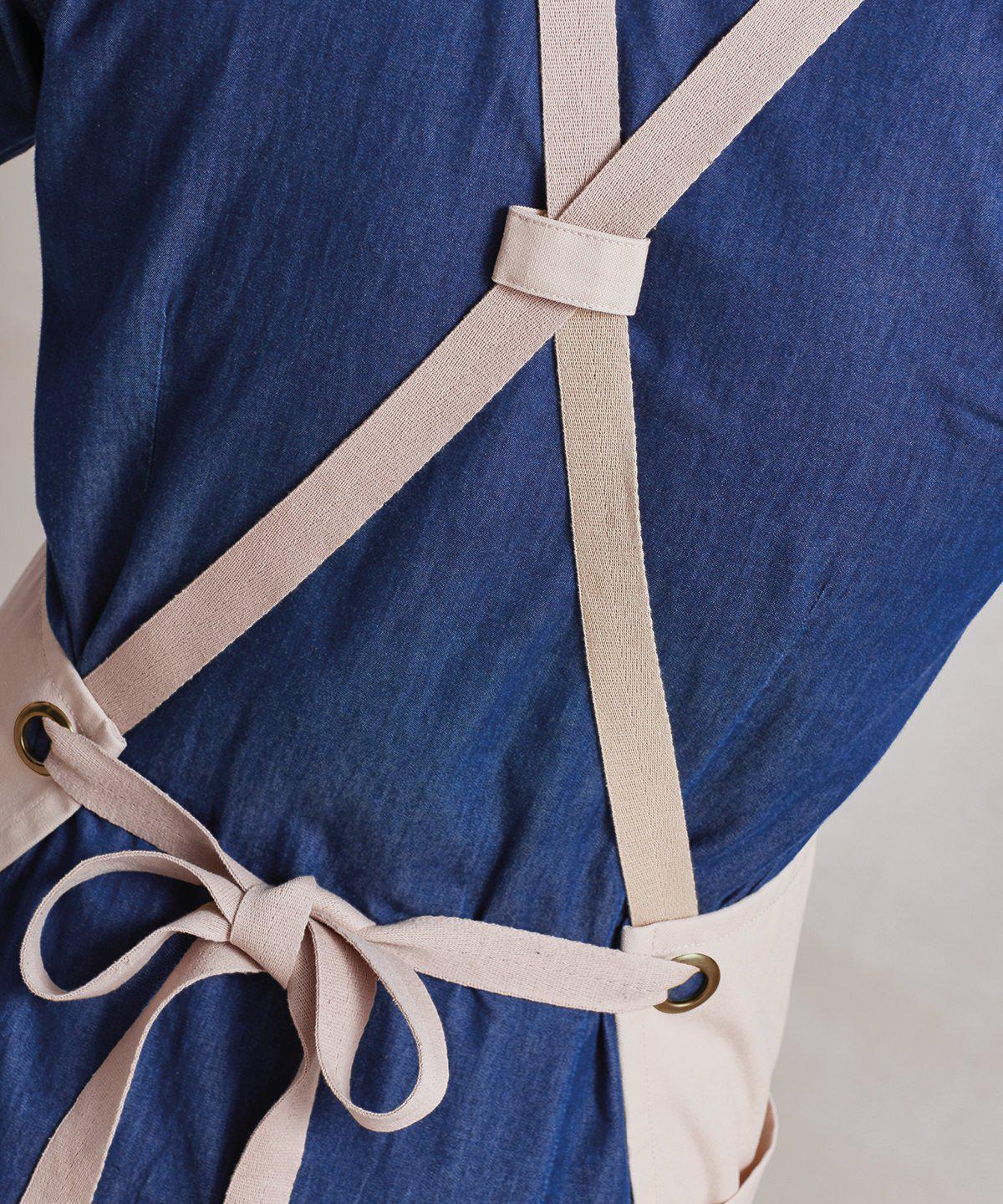 Embroidered Personalised Name Floral Wreath Apron Custom Text Kitchen Baking Gift