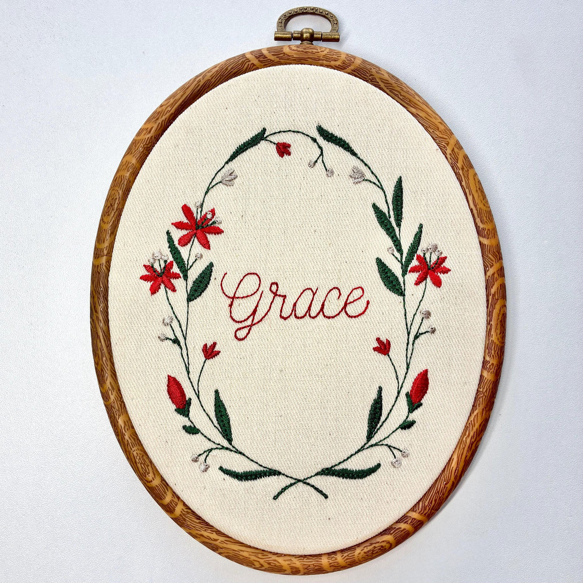 Personalised Floral Embroidery Hoop – Custom Name Embroidered Vintage Art Nursery Decor Baby Shower Birth Announcement Gift