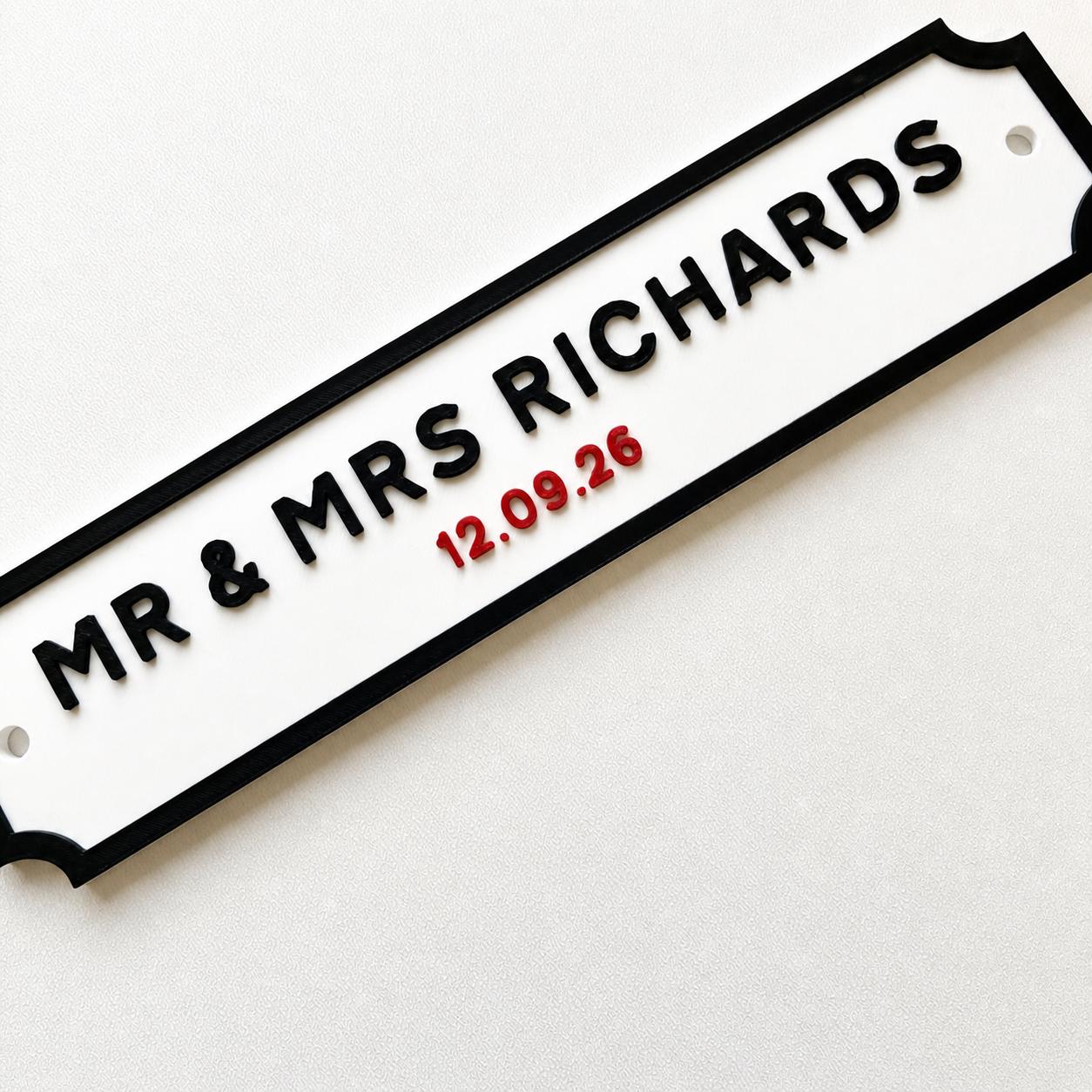 Personalised Text Sign – Custom Mr & Mrs Wedding Street Road House Decoration Plate