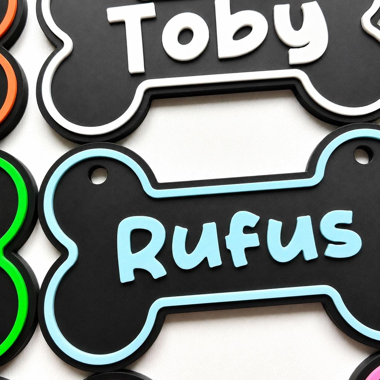 Personalised Dog Name Bone Sign – Custom Pet Crate Cage House Decoration Plate