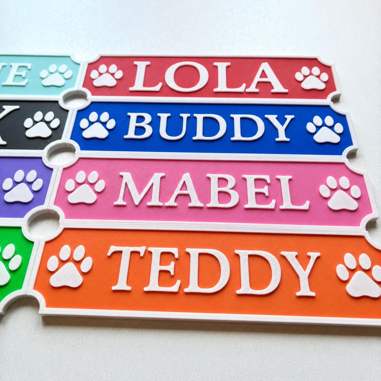 Personalised Dog Name Paw Sign – Custom Pet Crate Cage House Decoration Plate