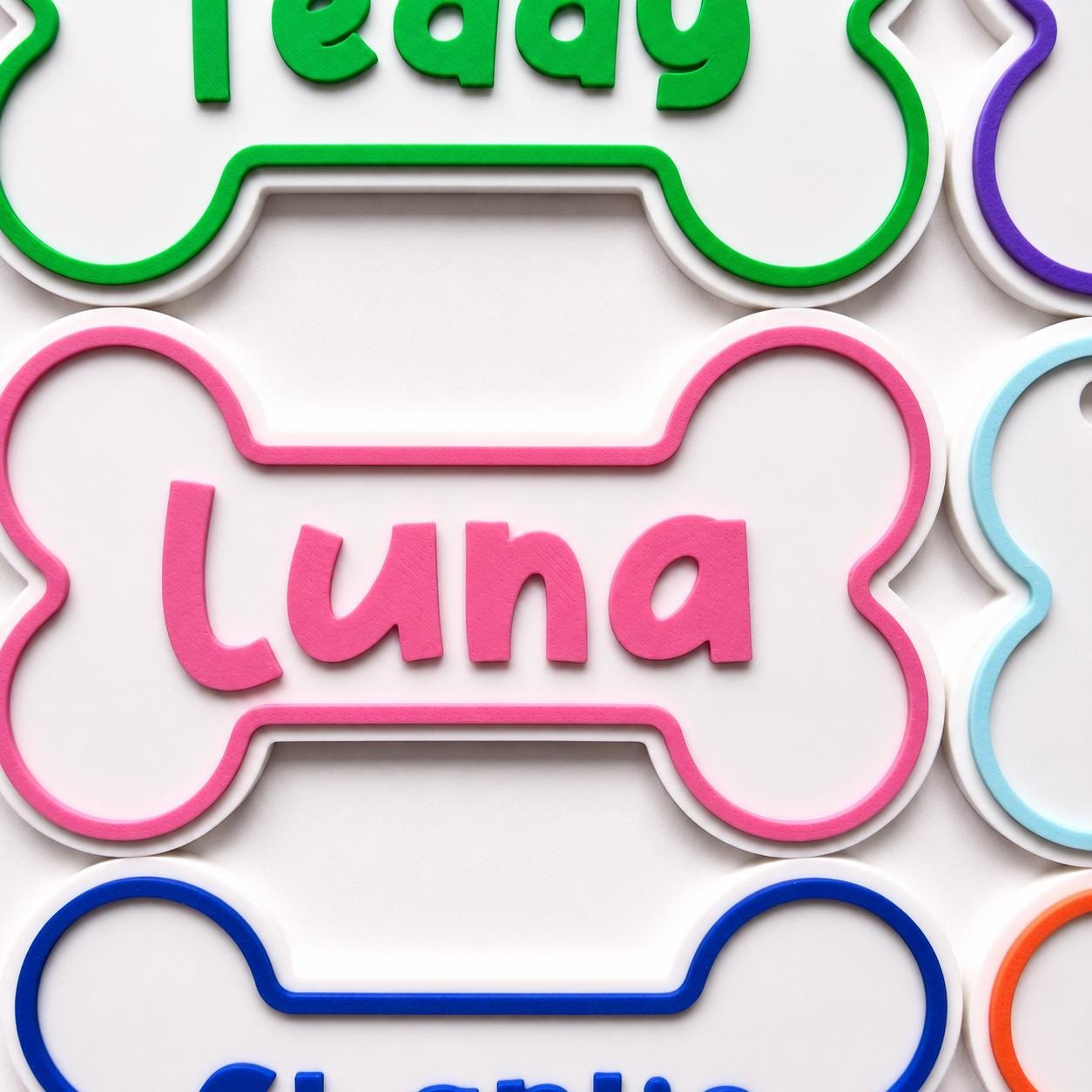 Personalised Dog Name Bone Sign – Custom Pet Crate Cage House Decoration Plate