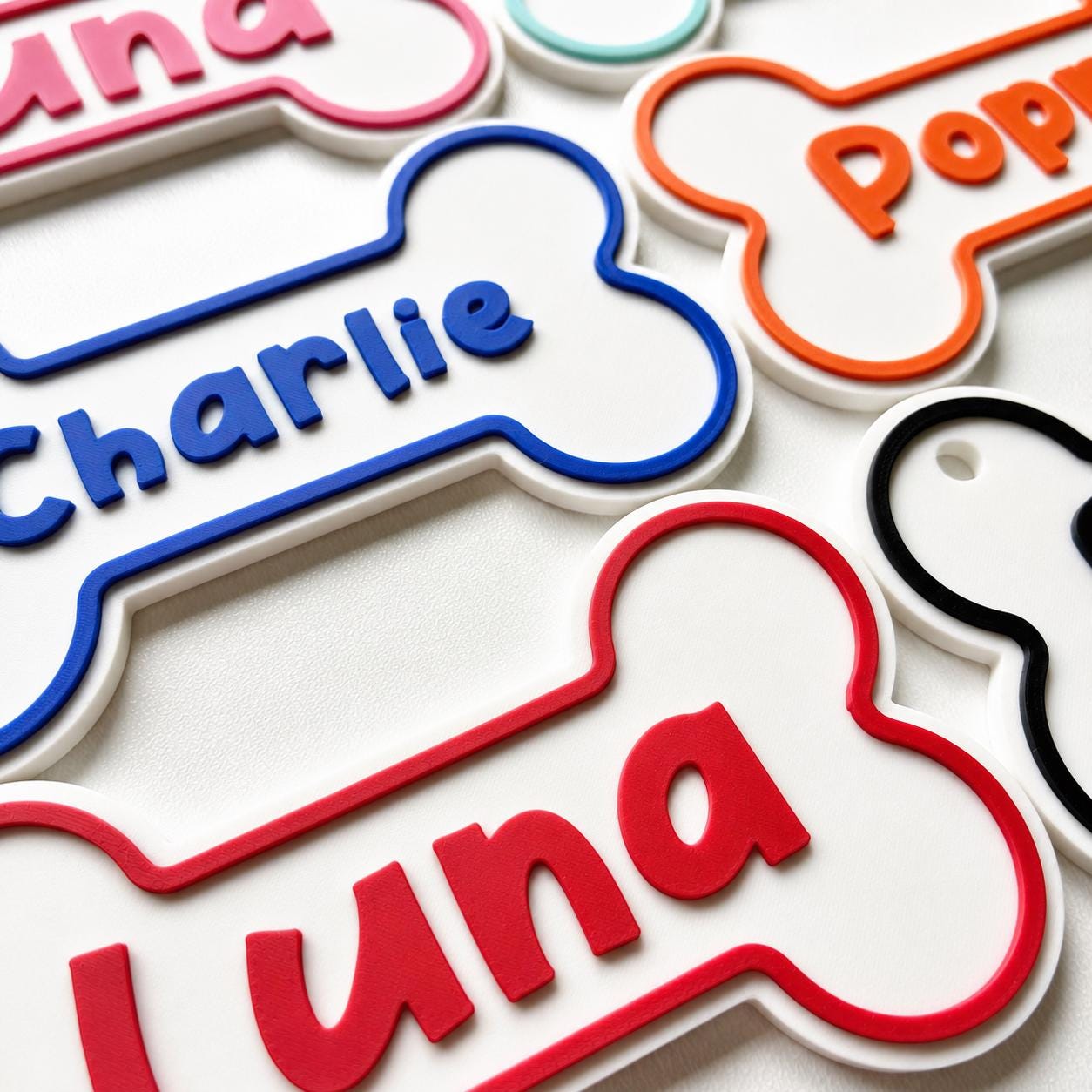 Personalised Dog Name Bone Sign – Custom Pet Crate Cage House Decoration Plate