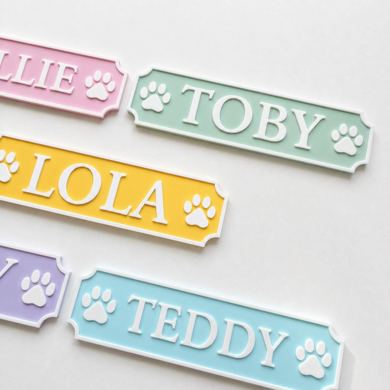 Personalised Dog Name Paw Sign – Custom Pet Crate Cage House Decoration Plate