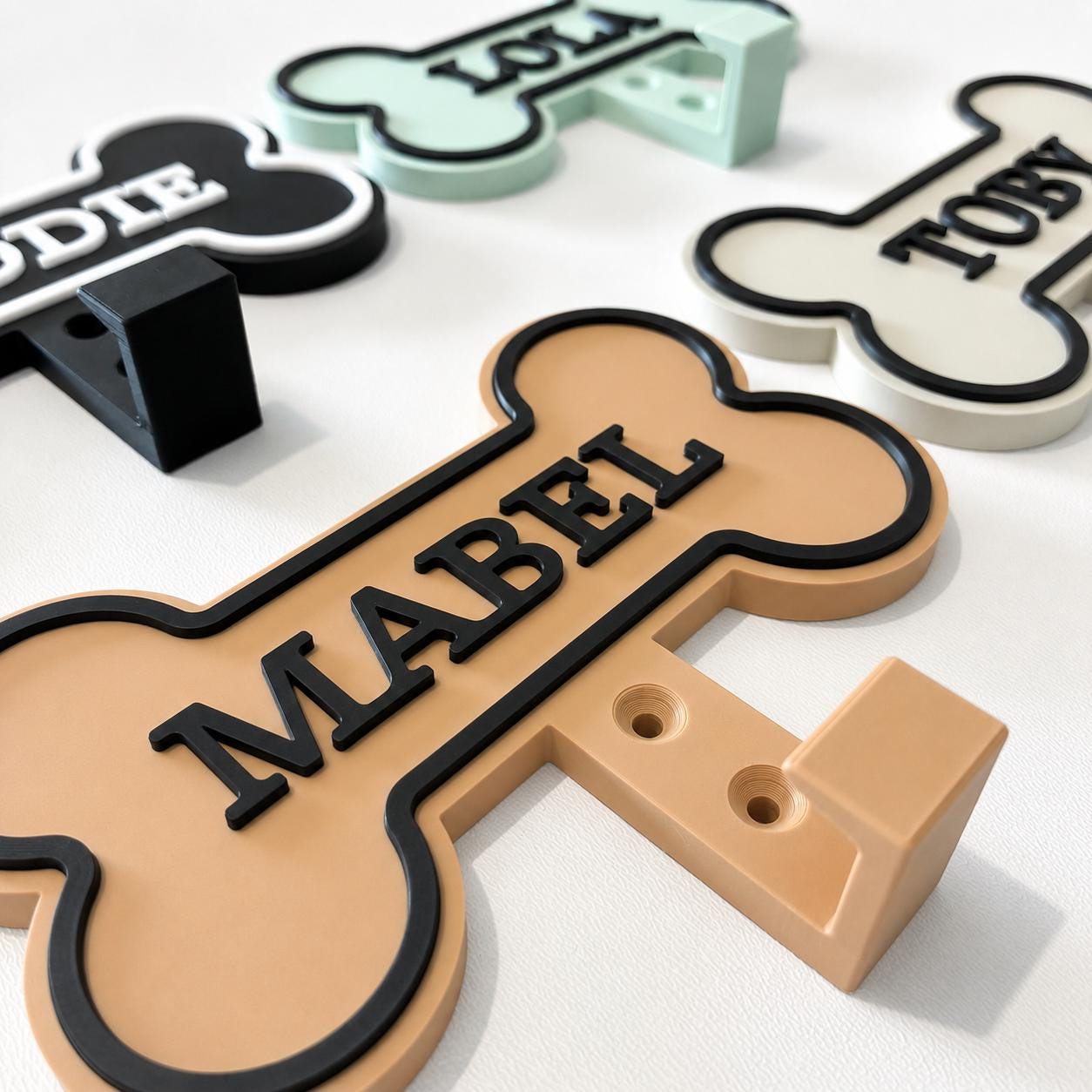Personalised Dog Name Bone Sign Wall Hook – Custom Pet Harness Lead Hanger