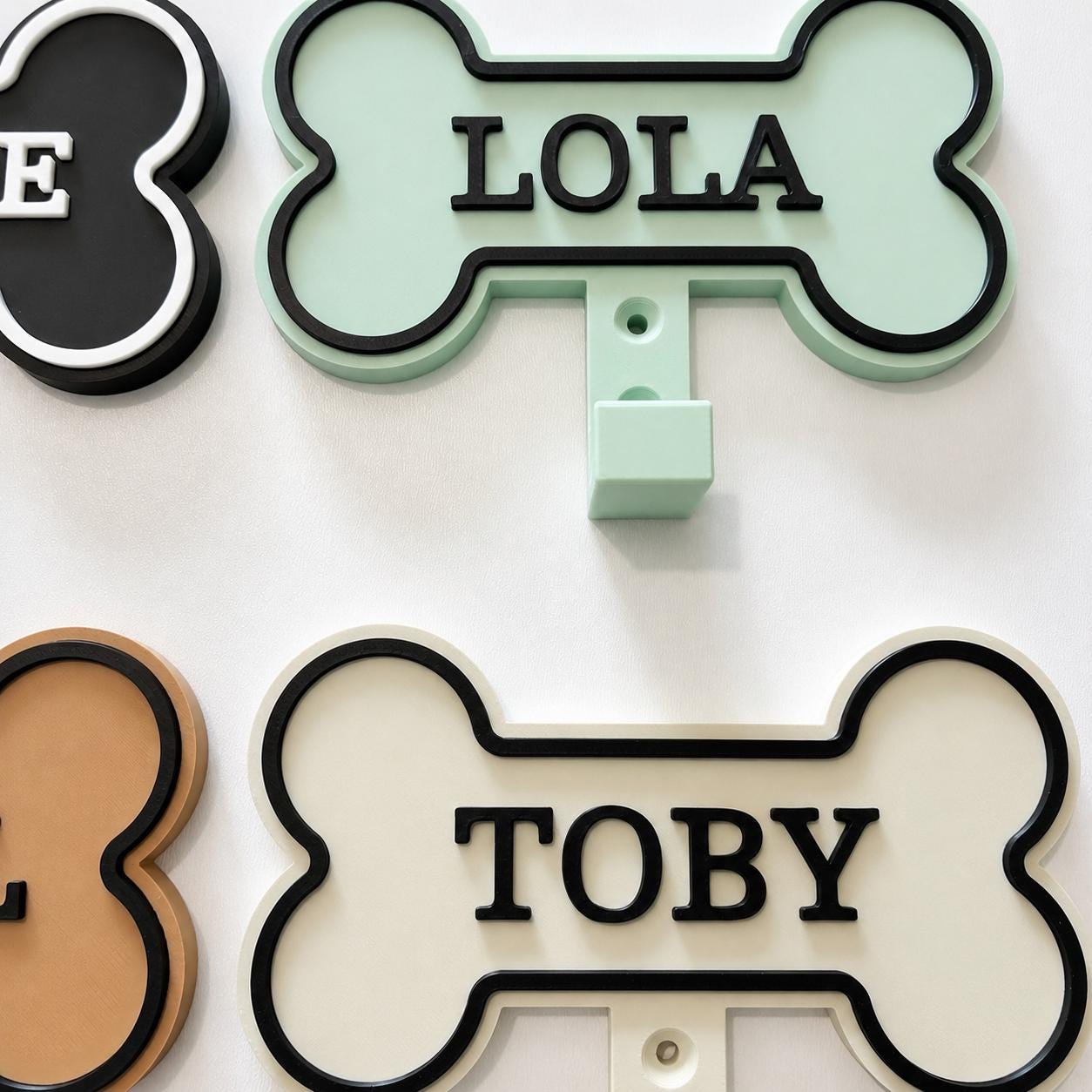 Personalised Dog Name Bone Sign Wall Hook – Custom Pet Harness Lead Hanger