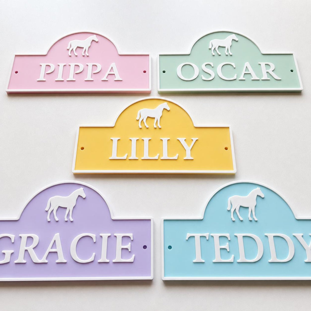 Personalised Name Horse Door Sign – Custom Girls Bedroom Decoration Plate Plaque