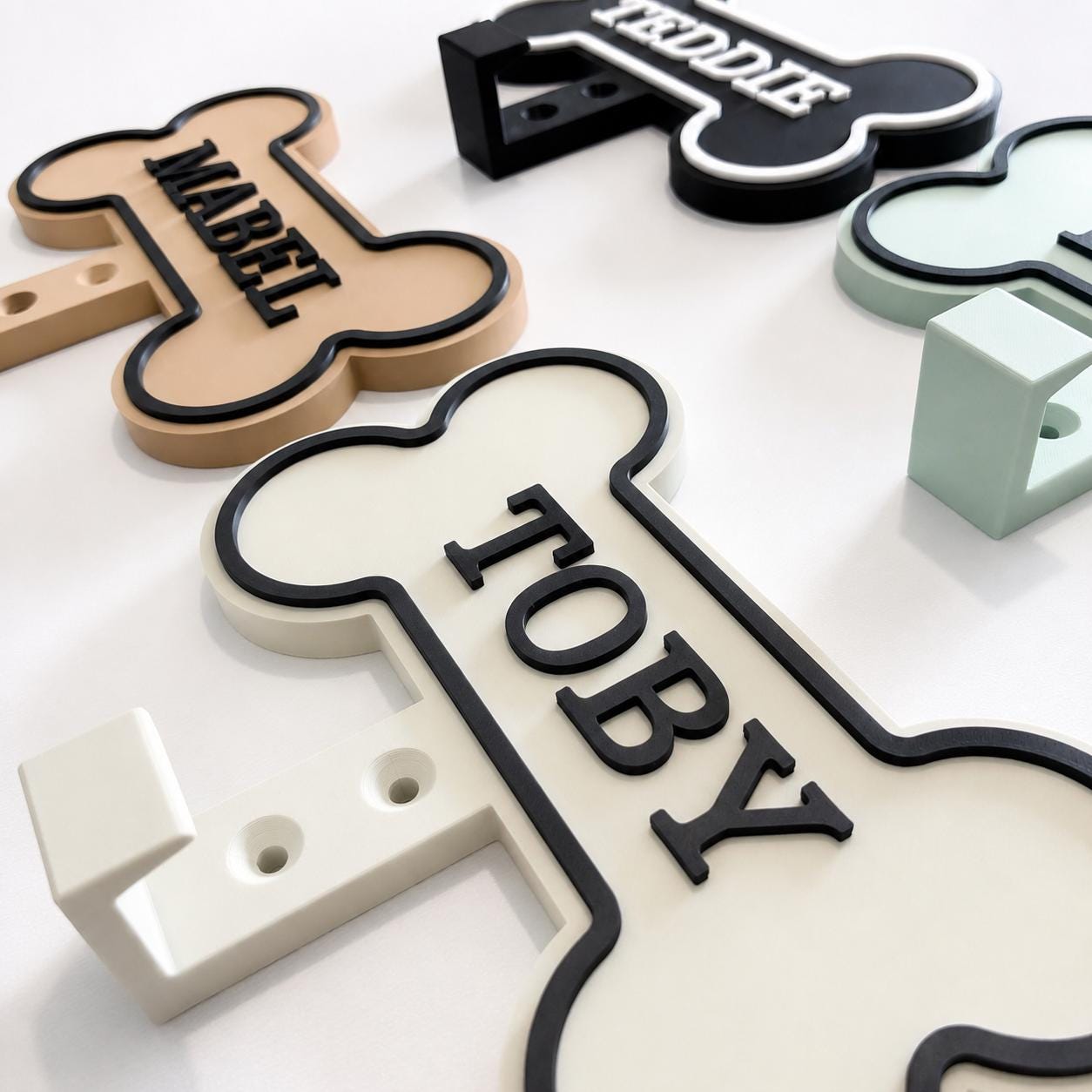 Personalised Dog Name Bone Sign Wall Hook – Custom Pet Harness Lead Hanger