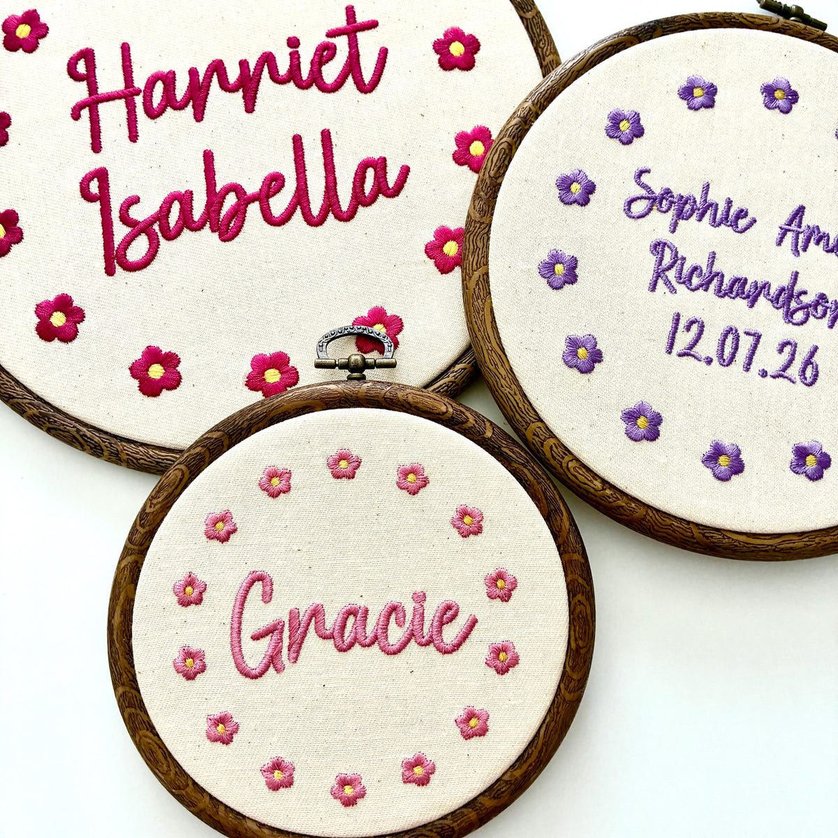 Personalised Floral Embroidery Hoop – Custom Name Embroidered Vintage Art Nursery Decor Baby Shower Birth Announcement Gift