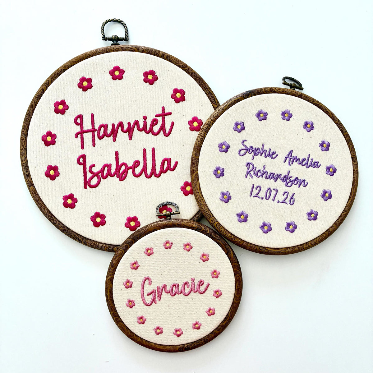 Personalised Floral Embroidery Hoop – Custom Name Embroidered Vintage Art Nursery Decor Baby Shower Birth Announcement Gift