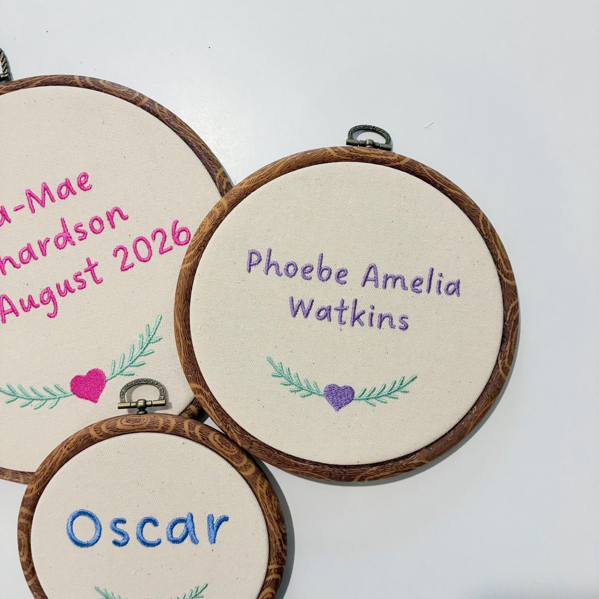 Personalised Name Embroidery Hoop – Custom Name Embroidered Vintage Art Nursery Decor Baby Shower Birth Announcement Gift